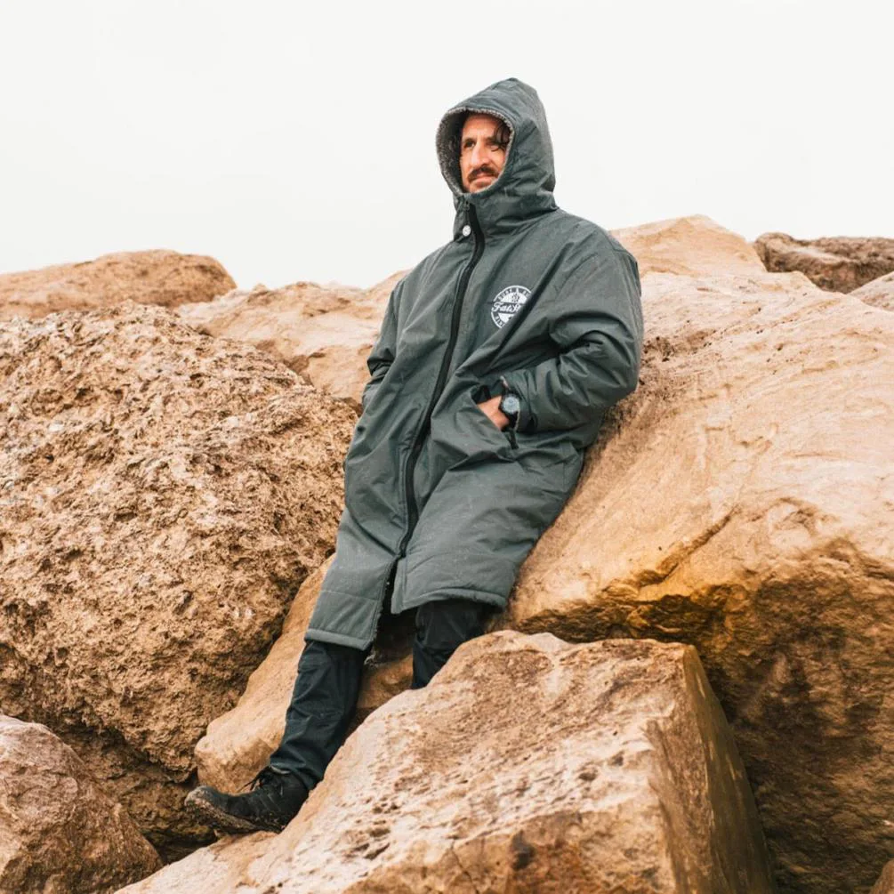 FatStick Weatherproof Fleeced Dry Changing Robe - Black Extra Image 3