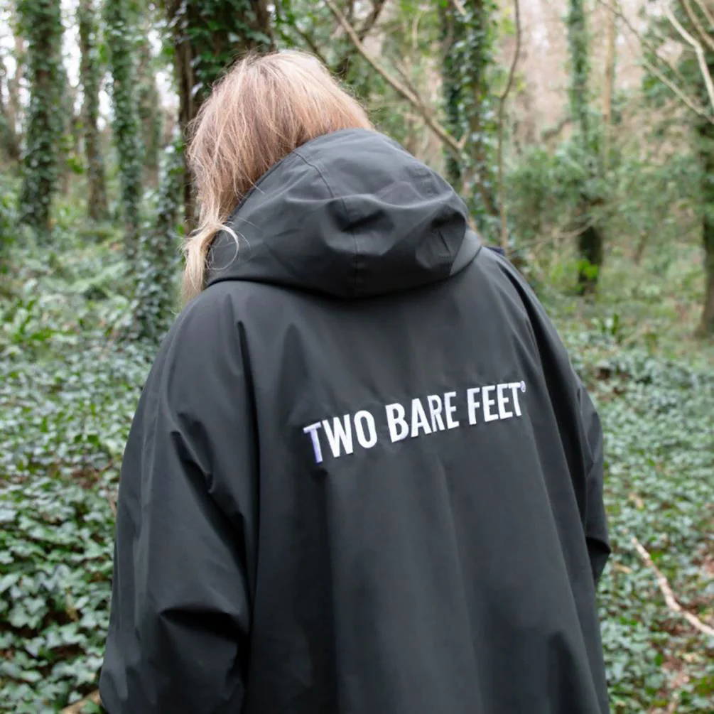 Two Bare Feet Weatherproof Packable Changing Robe & Travel Bag - Khaki / Black Extra Image 5
